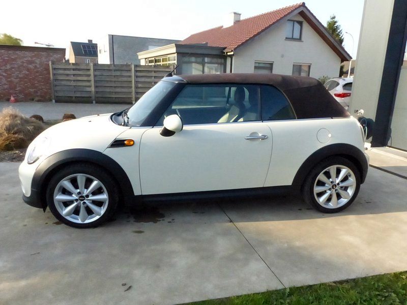 MINI Cabrio