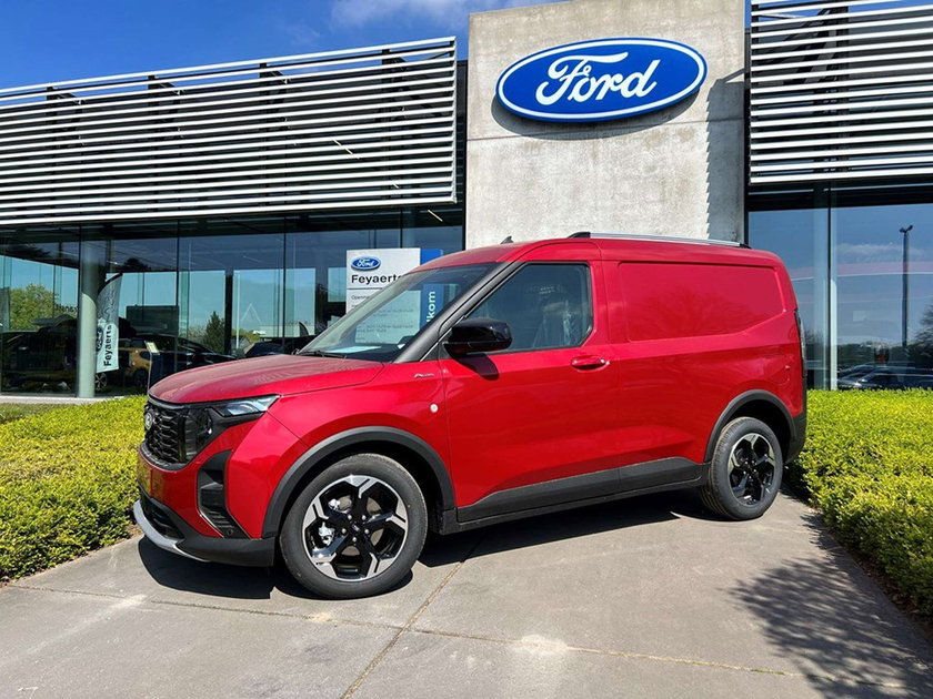 Ford Transit Courier
