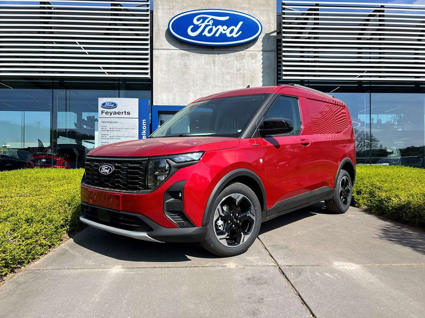 Ford Transit Courier