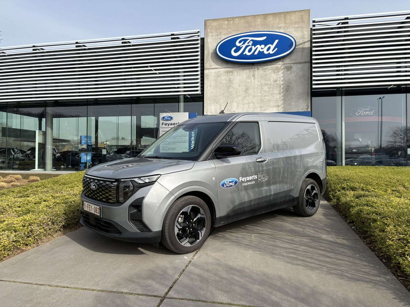 Ford Transit Courier