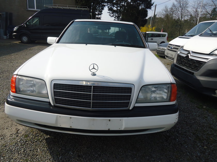 Mercedes 180