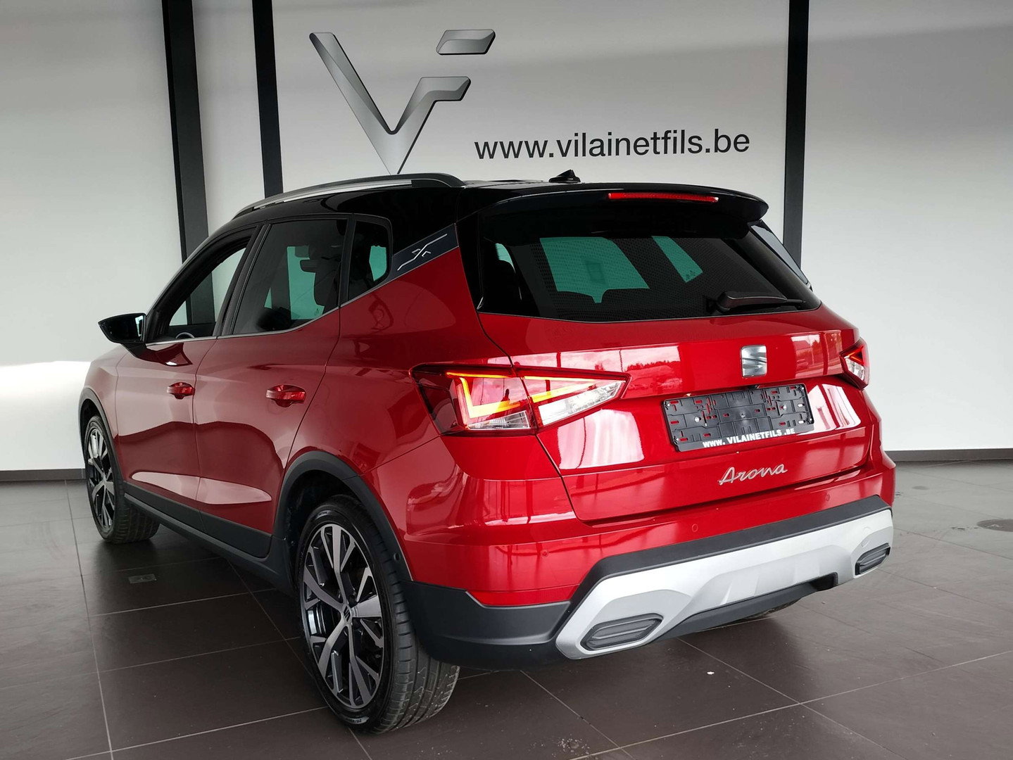 SEAT Arona thumb 4