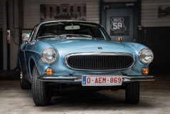 Volvo P1800