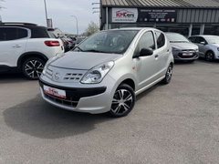 Nissan Pixo