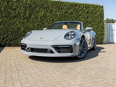 Porsche 911 CARRERA