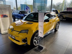 Renault R5