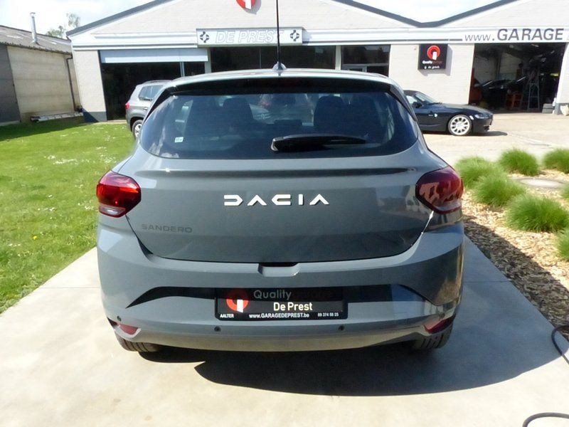 Dacia SANDERO