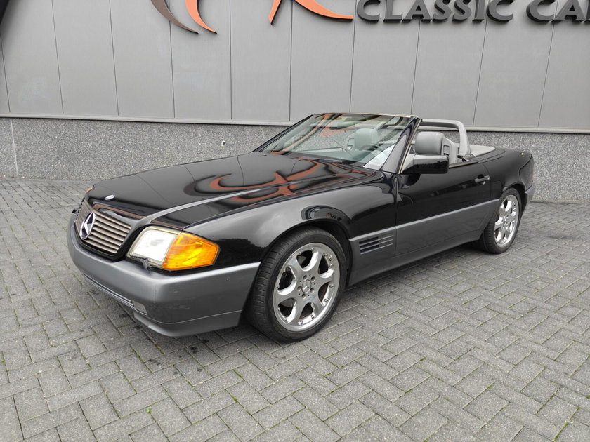 Mercedes R 500