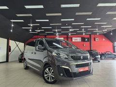 Peugeot Traveller