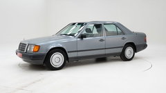 Mercedes 230