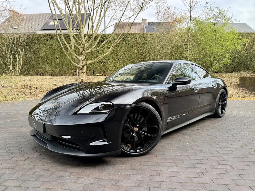 Porsche Taycan