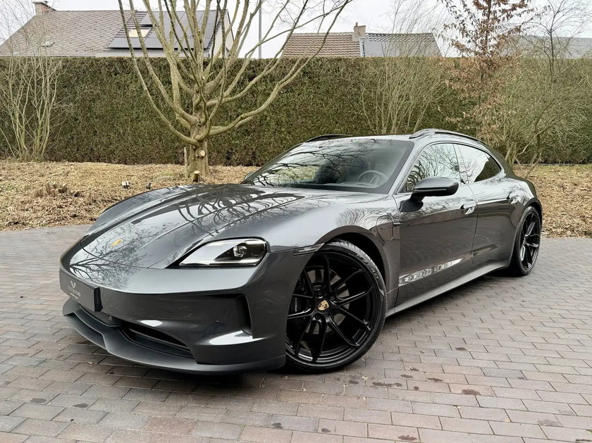 Porsche Taycan