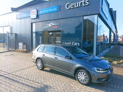 Volkswagen Golf SW