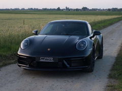 Porsche 911 CARRERA