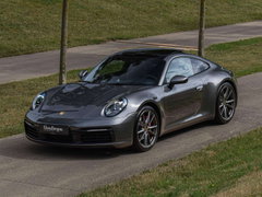 Porsche 911 CARRERA