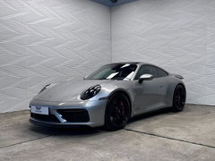 Porsche 911 CARRERA