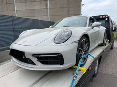 Porsche 911 CARRERA