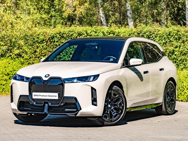BMW iX