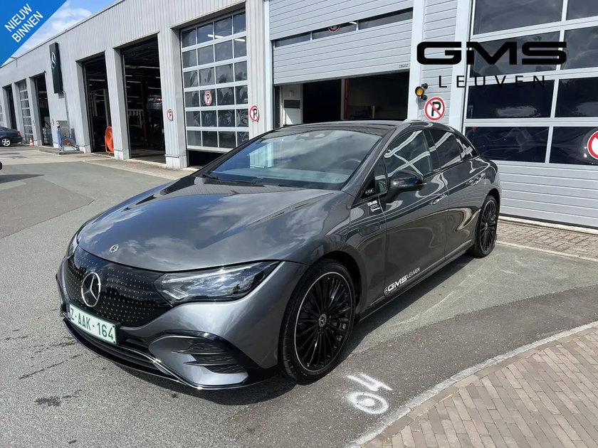 Mercedes EQE