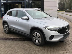 Mercedes EQA
