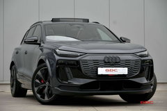 Audi SQ6