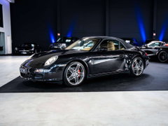 Porsche 911 CARRERA