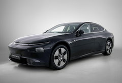 XPENG P7