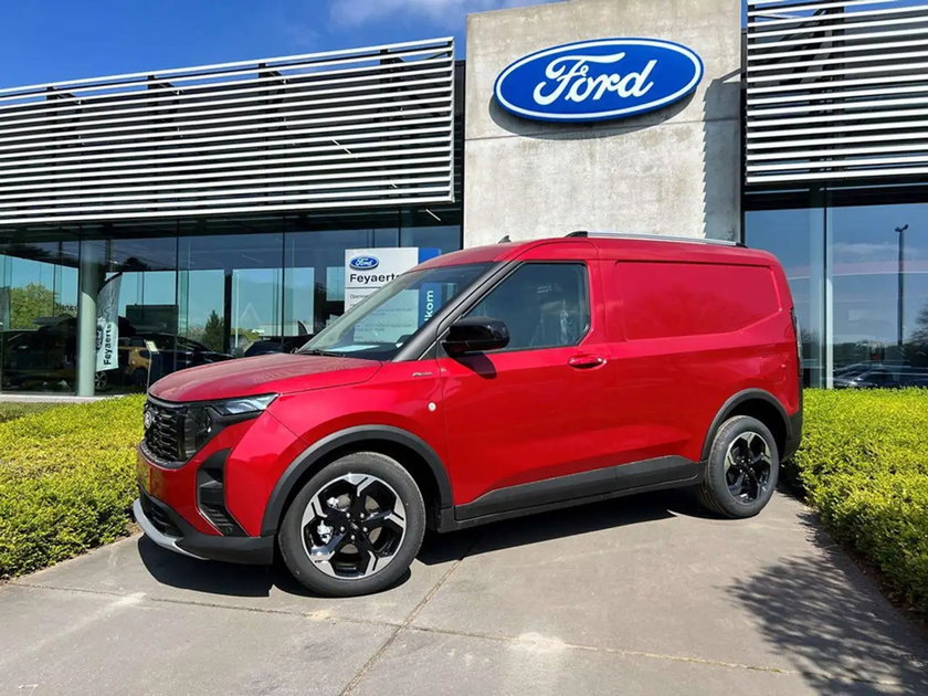 Ford Transit Courier