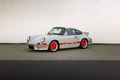 Porsche 911 CARRERA