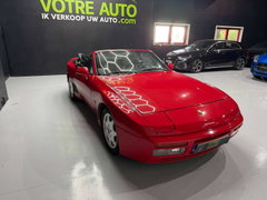 Porsche 944