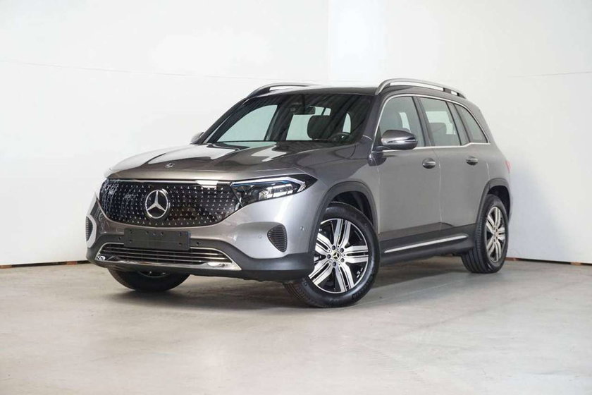 Mercedes EQB 250