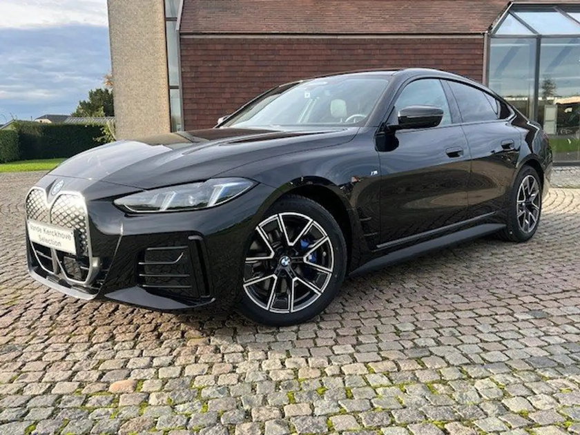 BMW i4