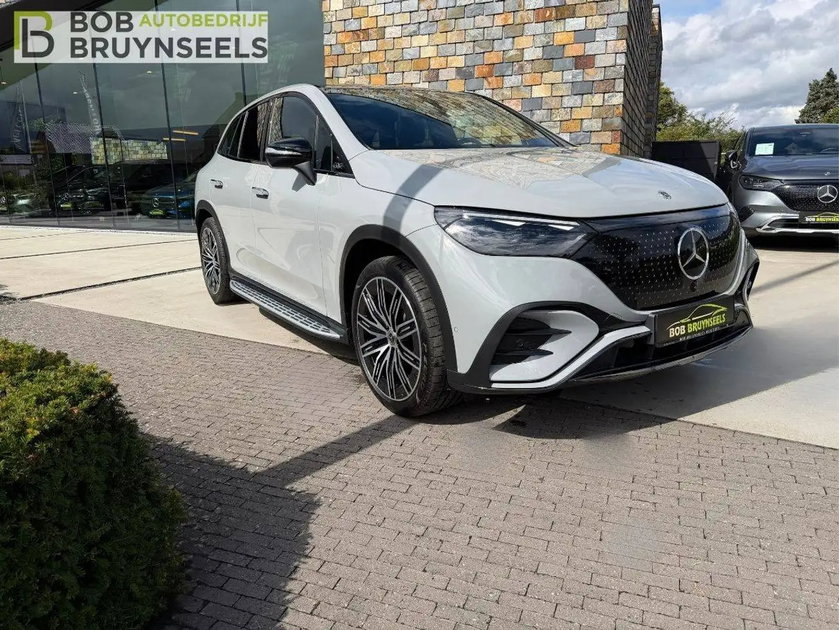 Mercedes EQE