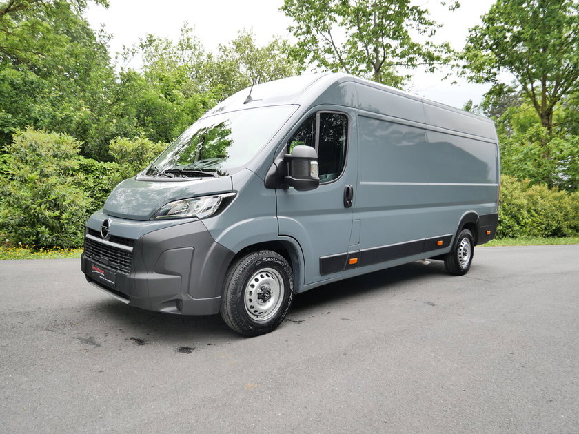Opel Movano