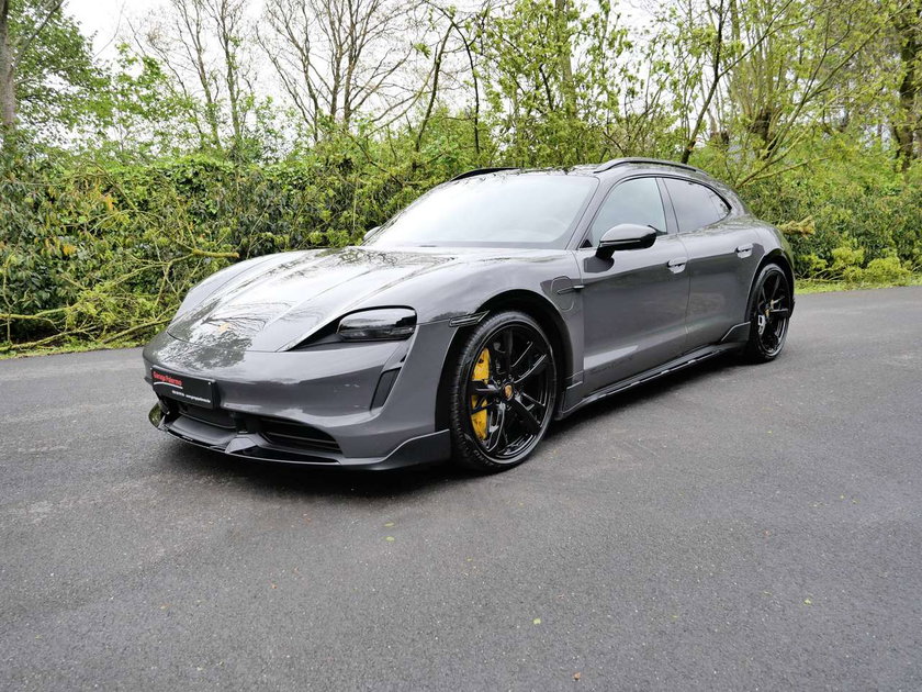 Porsche Taycan