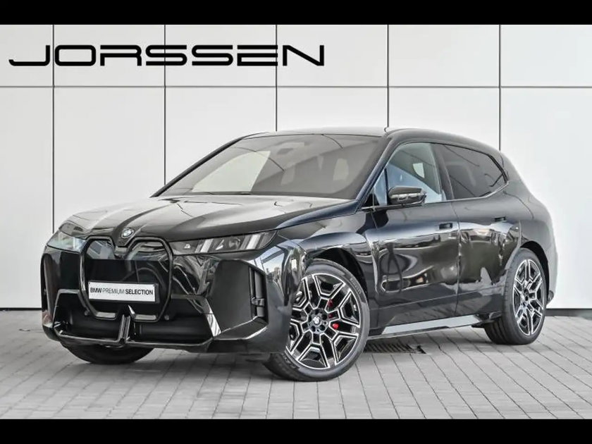 BMW iX