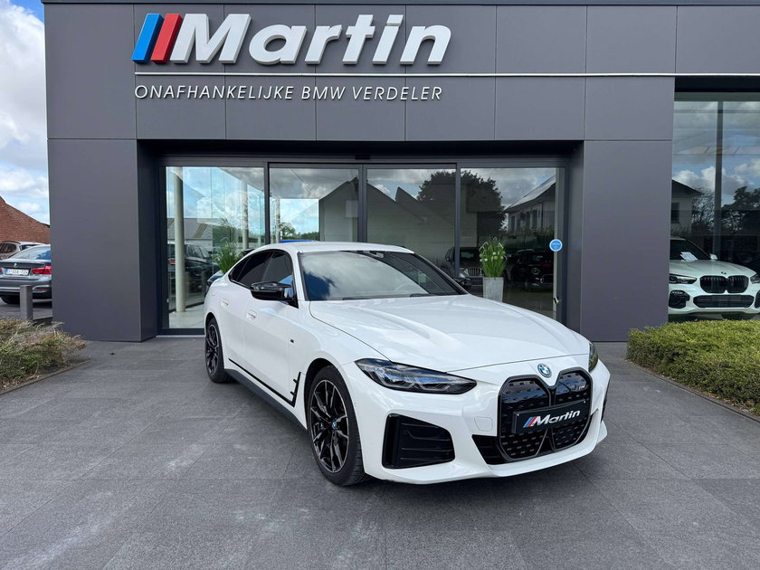 BMW i4