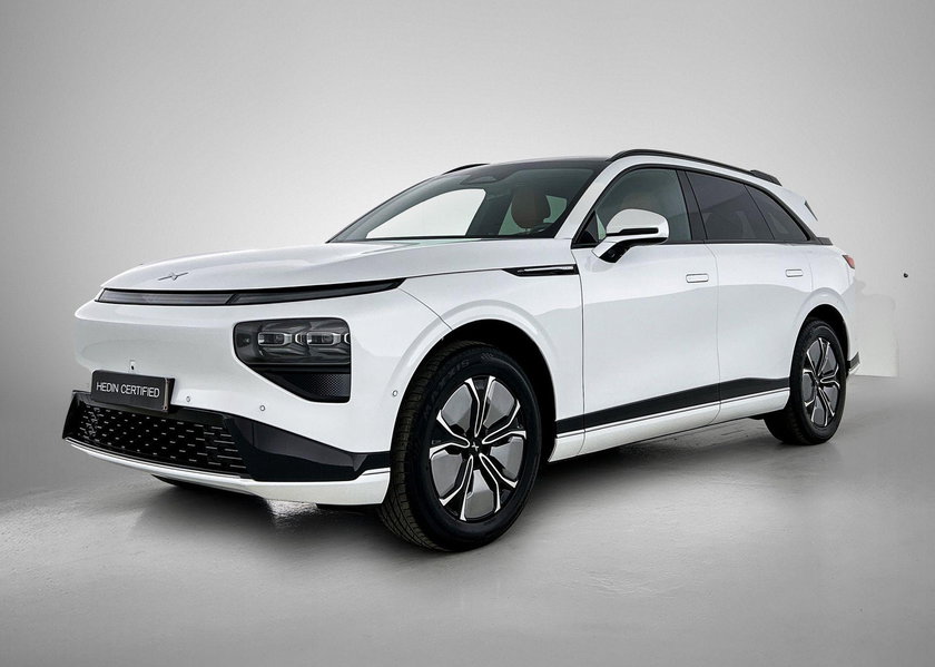 XPENG G9