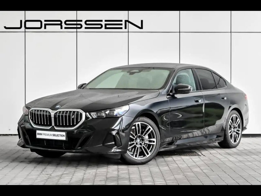 BMW i5