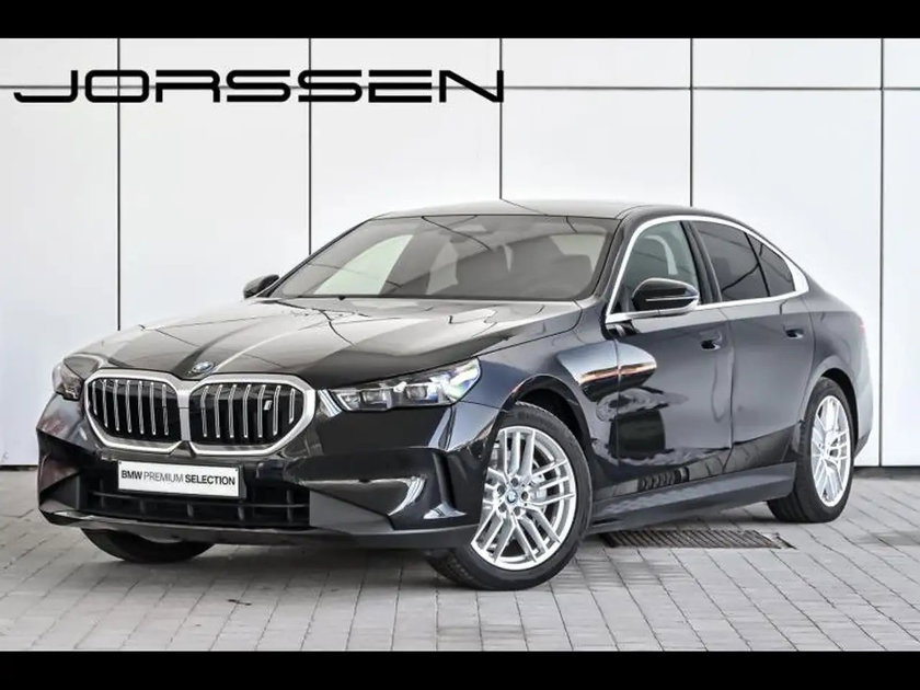 BMW i5