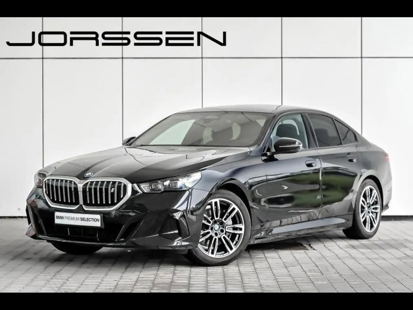 BMW i5