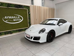 Porsche 911 CARRERA