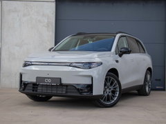Leapmotor C10