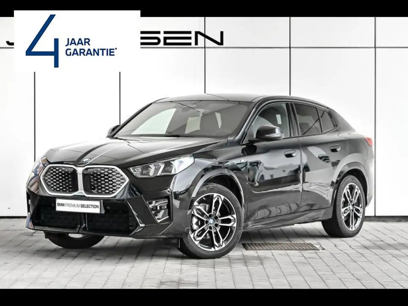 BMW IX2