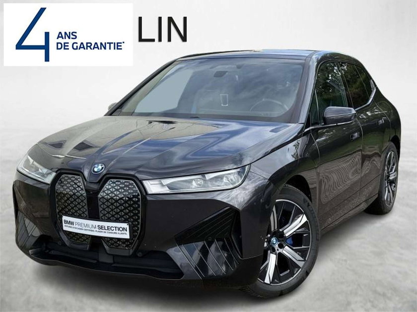 BMW iX
