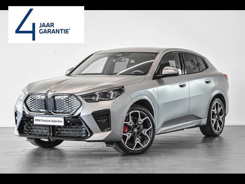 BMW IX2