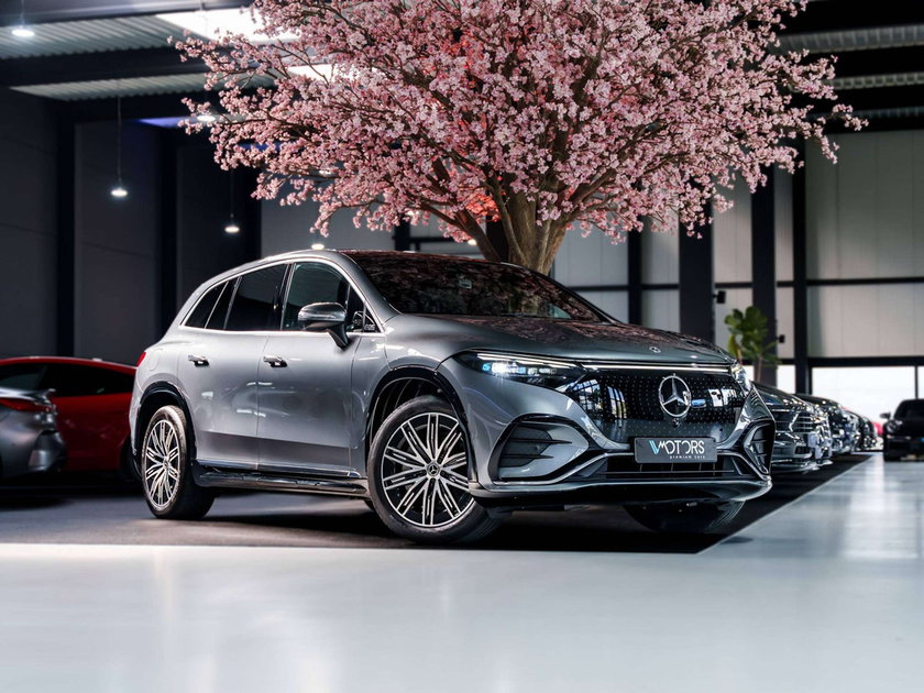 Mercedes EQS