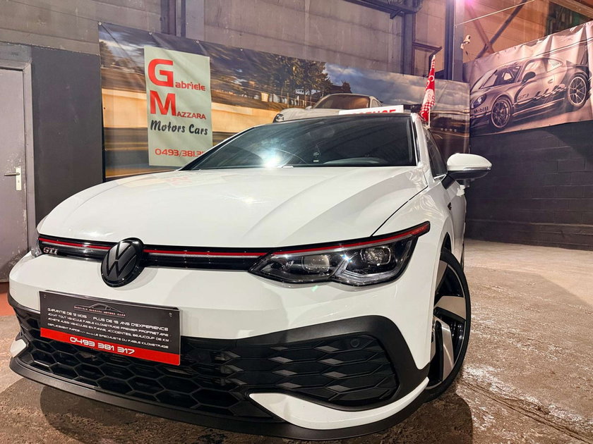Volkswagen Golf GTI