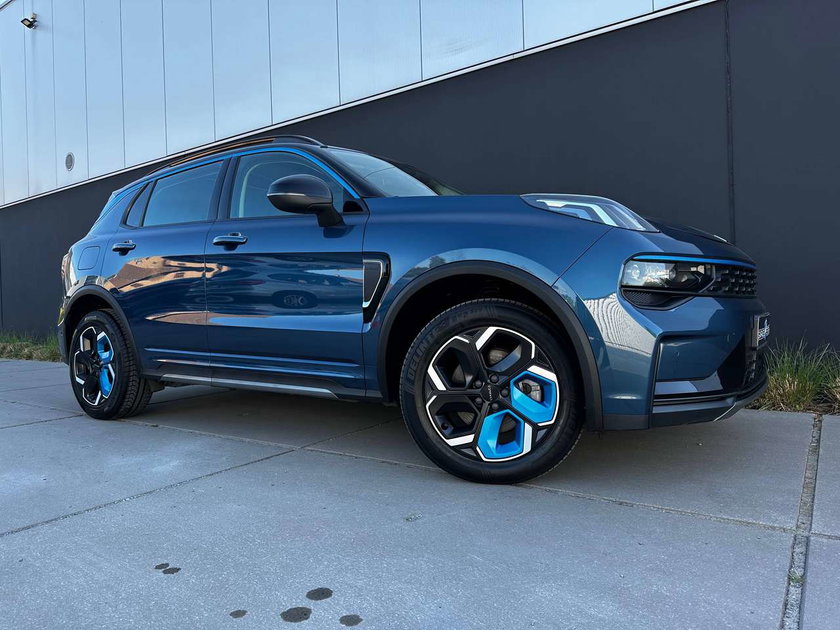 Lynk & Co 01