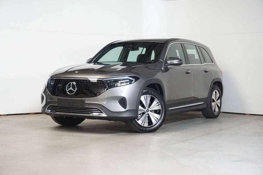 Mercedes EQB 250
